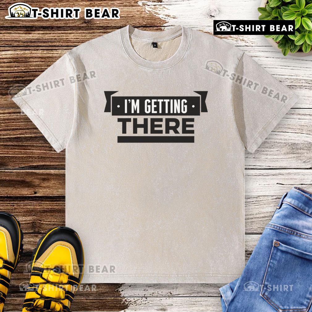 Top Im Getting There Washed T-Shirt in soft cotton, featuring a relaxed fit and vintage look for casual style.