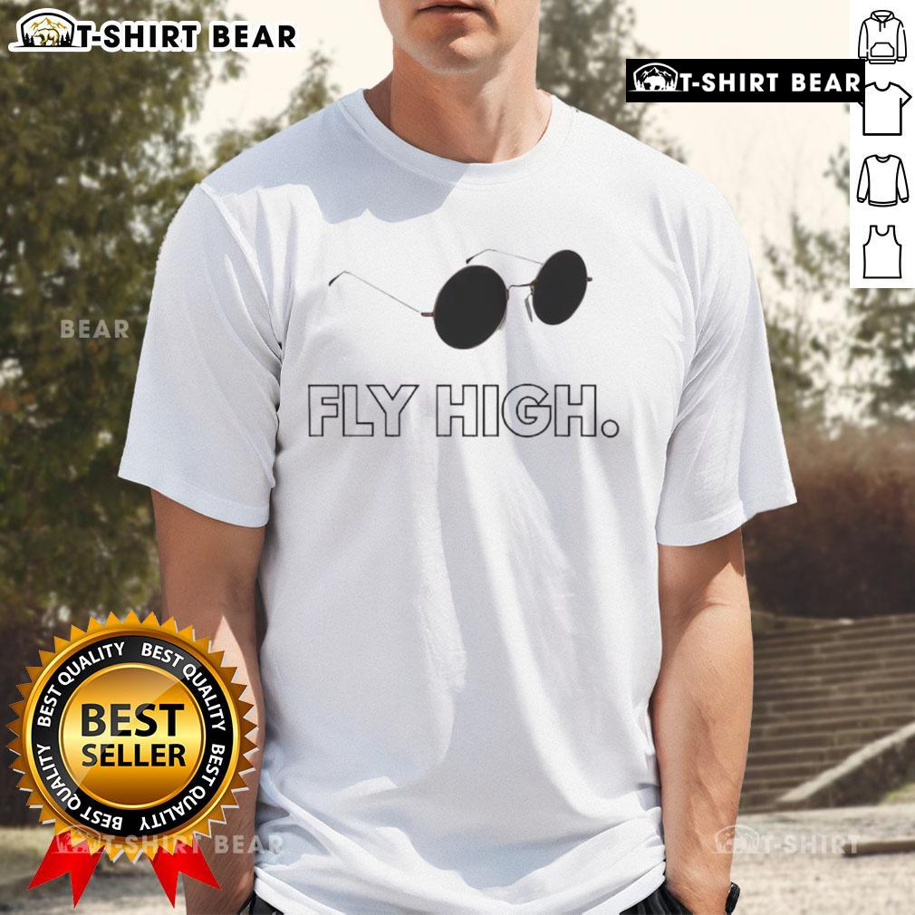 Top Ozzy Osbourne Memorial Fly Gigh T-Shirt featuring iconic artwork and tribute details for fans of the legendary rock star.