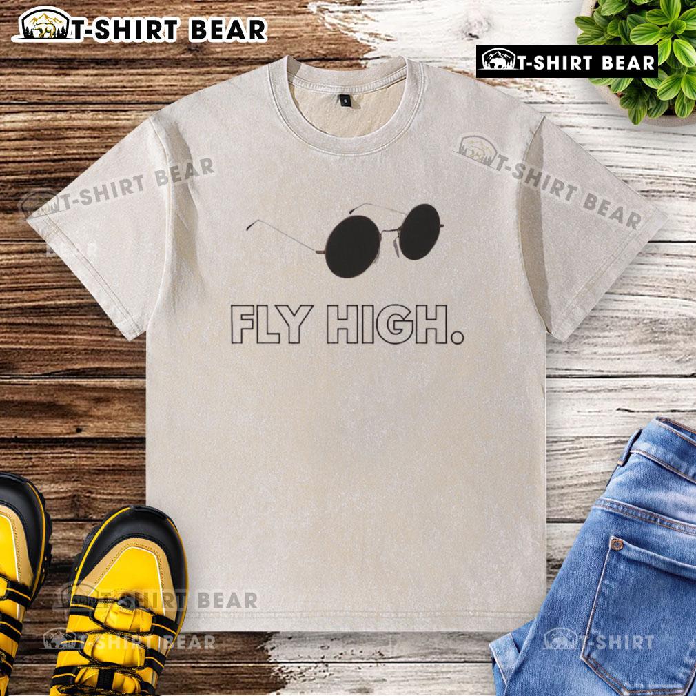 Top Ozzy Osbourne memorial fly graphic washed t-shirt featuring vibrant design and soft fabric for fans.