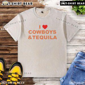Nice I Love Cowboys and Tequila washed t-shirt in vintage style, perfect for country fans and casual outings.