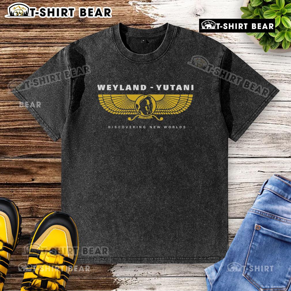 Alt Text: Premium Weyland-Yutani logo on a washed t-shirt, perfect for sci-fi fans and lovers of the Alien franchise.