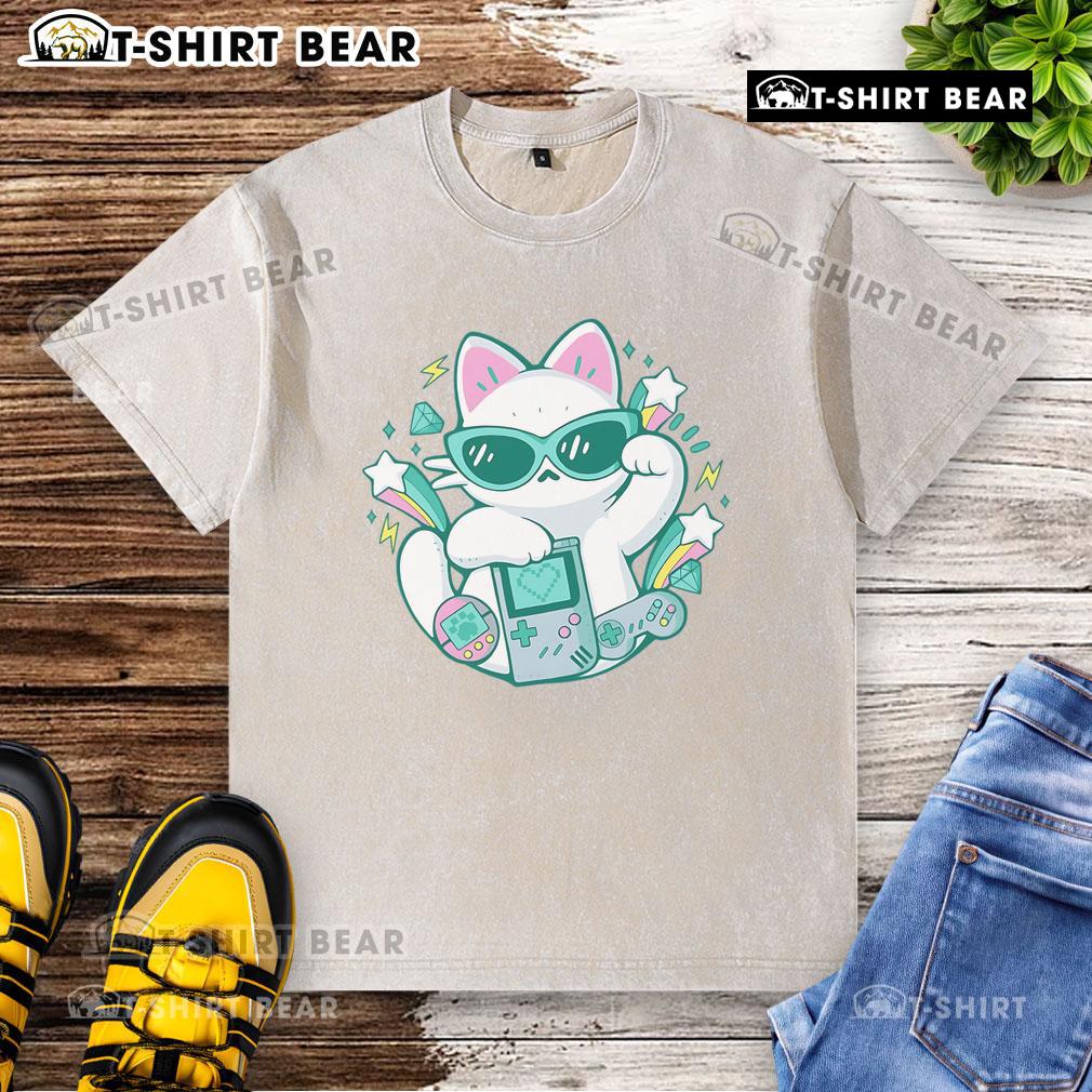 Pretty 90s cute cat washed t-shirt featuring a colorful feline graphic, perfect for vintage fashion lovers.