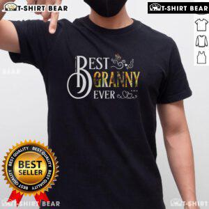 Pretty Best Granny Ever Sunflower T-Shirt featuring a vibrant sunflower design, perfect gift for grandmothers.