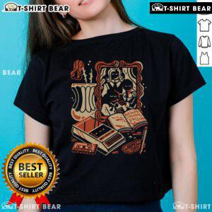 Retro ladies tee featuring 'Pretty Put Me In My Coffin' graphic, perfect for casual wear and expressing unique style.