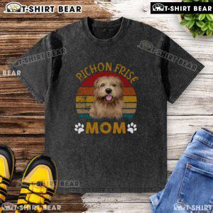 Alt Text: Cute vintage Bichon Frise mom t-shirt for Dog Appreciation Day, featuring a charming design perfect for dog lovers.
