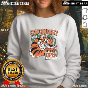 Hot Cincinnati Open in Orange 2025 sweatshirt featuring vibrant design, perfect for tennis fans and stylish athletes.