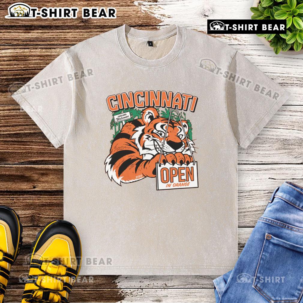 Hot Cincinnati Open in Orange 2025 Washed T-Shirt showcasing a vibrant design perfect for tennis fans and fashion lovers.