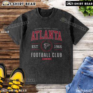Nice Atlanta Falcons Football Club washed t-shirt featuring team logo, perfect for fans and game day attire.