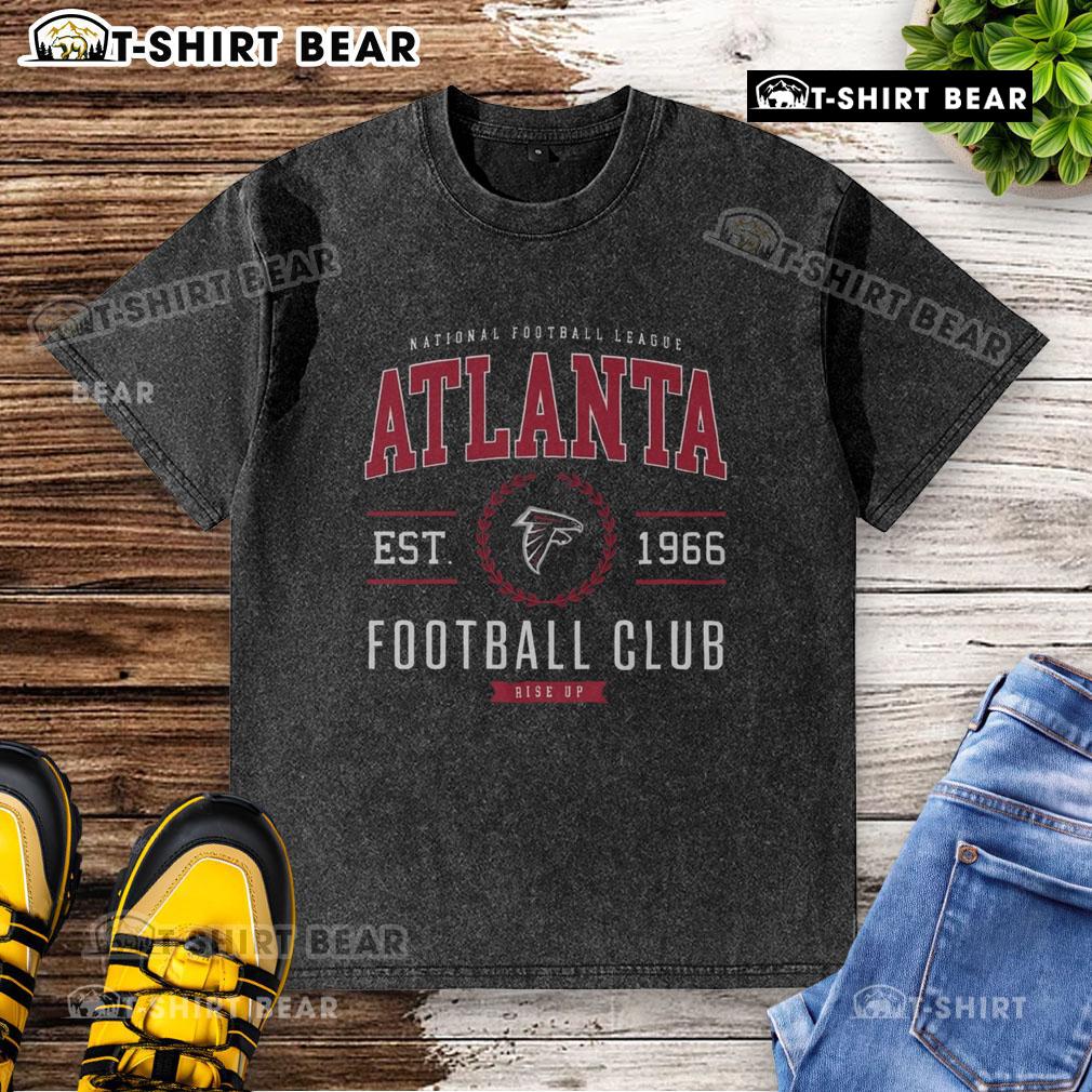 Nice Atlanta Falcons Football Club washed t-shirt featuring team logo, perfect for fans and game day attire.