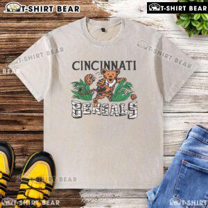 Nice Cincinnati Bengals Homage NFL x Grateful Dead washed t-shirt featuring a unique design and vibrant team colors.