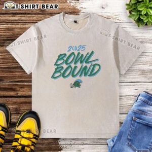 Awesome Tulane Green Wave Bowl Bound 2025 washed t-shirt showcasing team spirit and style for fans.