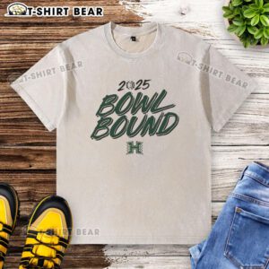 Good Hawaii Rainbow Warriors Bowl Bound 2025 washed t-shirt featuring vibrant team colors and bold graphics.