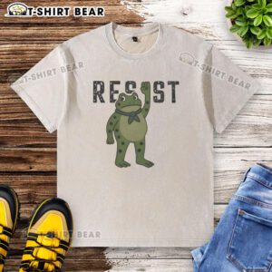 Good Resist Portland Frog Washed T-Shirt featuring a vibrant frog design, perfect for casual and eco-friendly style.