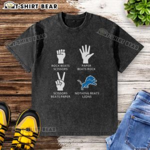 Original Detroit Lions football logo washed t-shirt, featuring vibrant colors and a comfortable fit for fans.