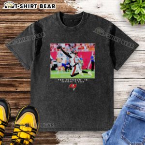Top Tez Johnson Tampa Bay Buccaneers NFL Flash Features Week 6 Washed T-Shirt showcasing team spirit and style.