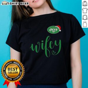 Pretty Wifey New York Jets Santa Hat Merry Christmas Ladies Tee, featuring festive design perfect for holiday football fans.