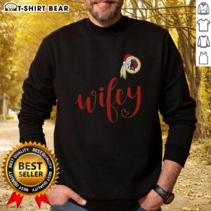 Pretty Wifey Washington Redskins sweatshirt with Santa hat, perfect for a Merry Christmas celebration.