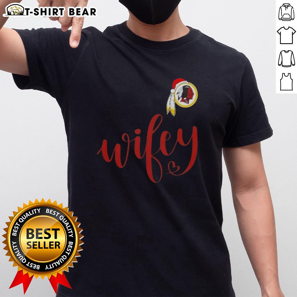 Pretty Wifey Washington Redskins Santa Hat Merry Christmas T-Shirt featuring festive design and team spirit for holiday cheer.