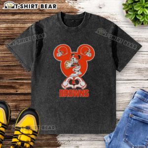 Top Mickey hands forming a heart, Cleveland Browns football washed t-shirt design, perfect for fans and casual wear.