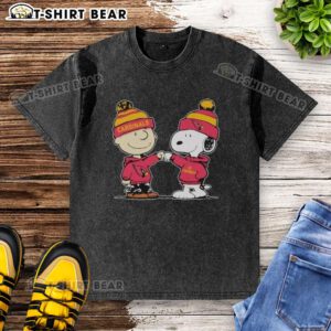 Official Arizona Cardinals Snoopy and Charlie Brown Best Friends t-shirt showcasing playful design for fans.