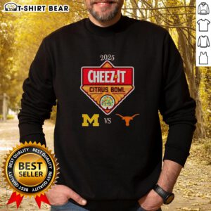 Original Official Michigan Wolverines vs Texas Longhorns 2025 Cheez-It Citrus Bowl sweatshirt showcasing team logos.