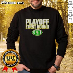 Top Playoff First Round Oregon Ducks 2025 CFP Winner Sweatshirt featuring team colors and logo for fans and supporters.