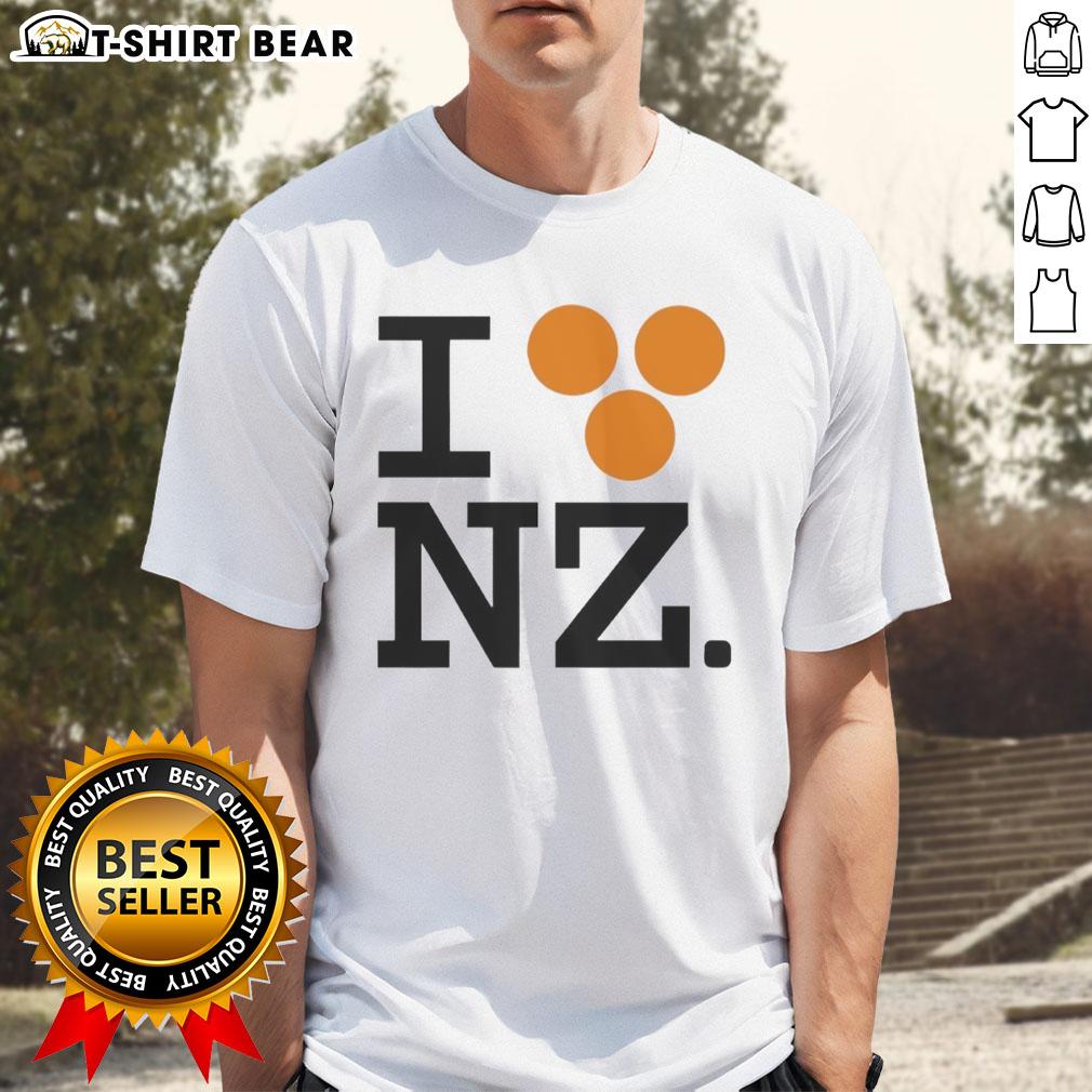 Good I Love NZ Orlando Bloom T-Shirt featuring a stylish design celebrating New Zealand and the actor Orlando Bloom.