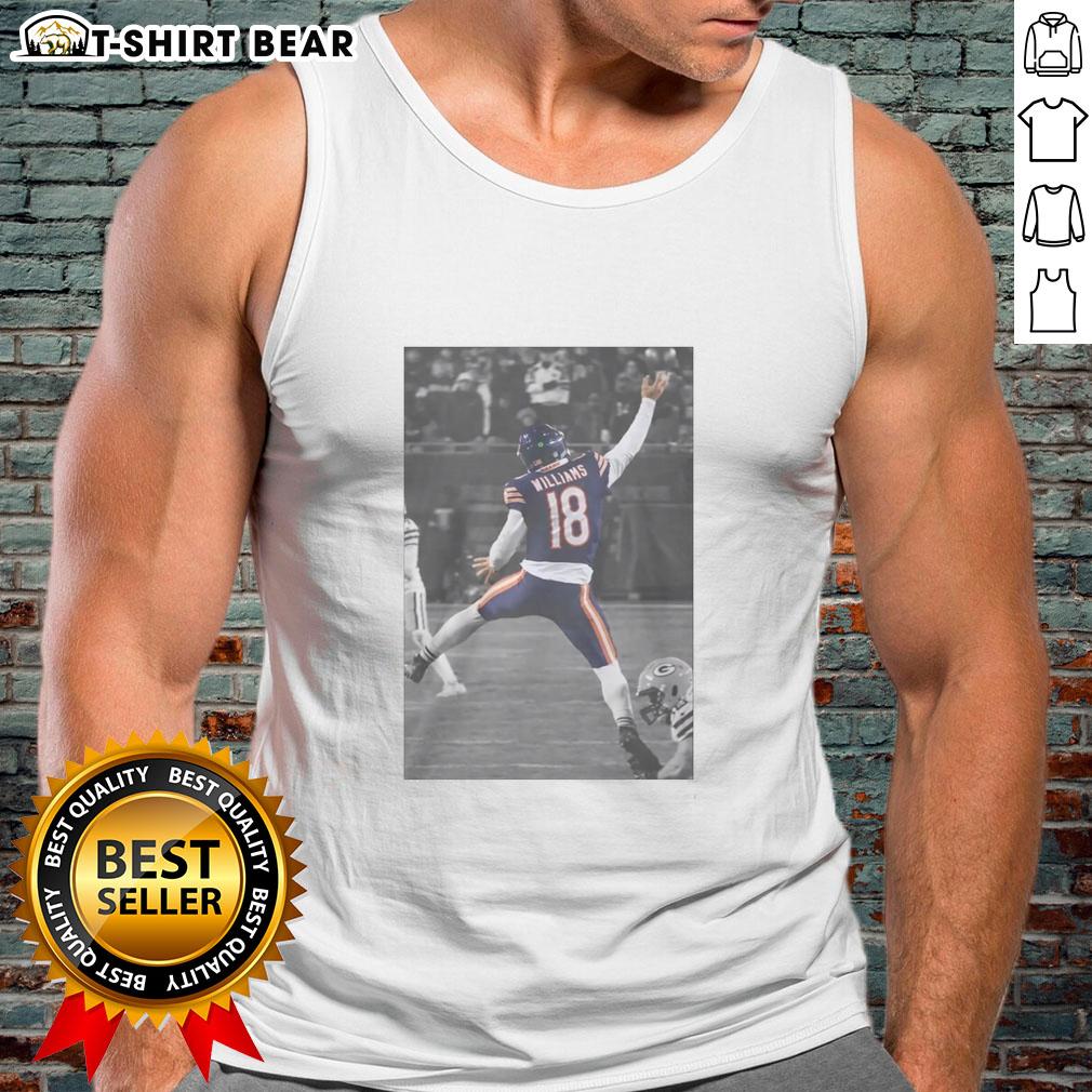 Alt Text: Caleb Williams wearing the Jumpman tank top, showcasing athletic style and comfort in a vibrant design.