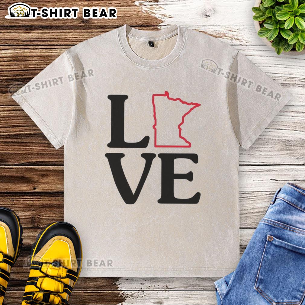 Top Love Minnesota Outline Washed T-Shirt featuring a stylish graphic design of Minnesota's outline in a soft fabric.