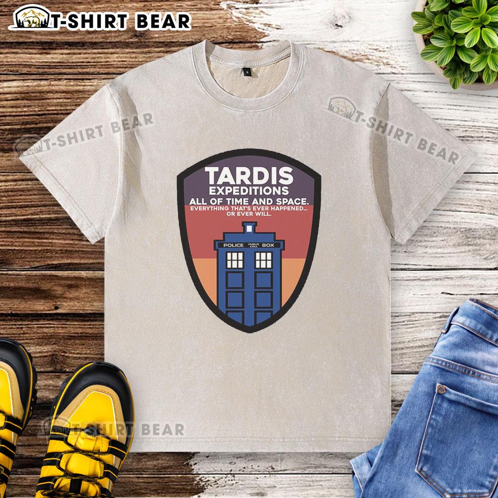Alt Text: Nice Tardis Expeditions Police Call Box washed t-shirt featuring iconic blue box design for fans of Doctor Who.